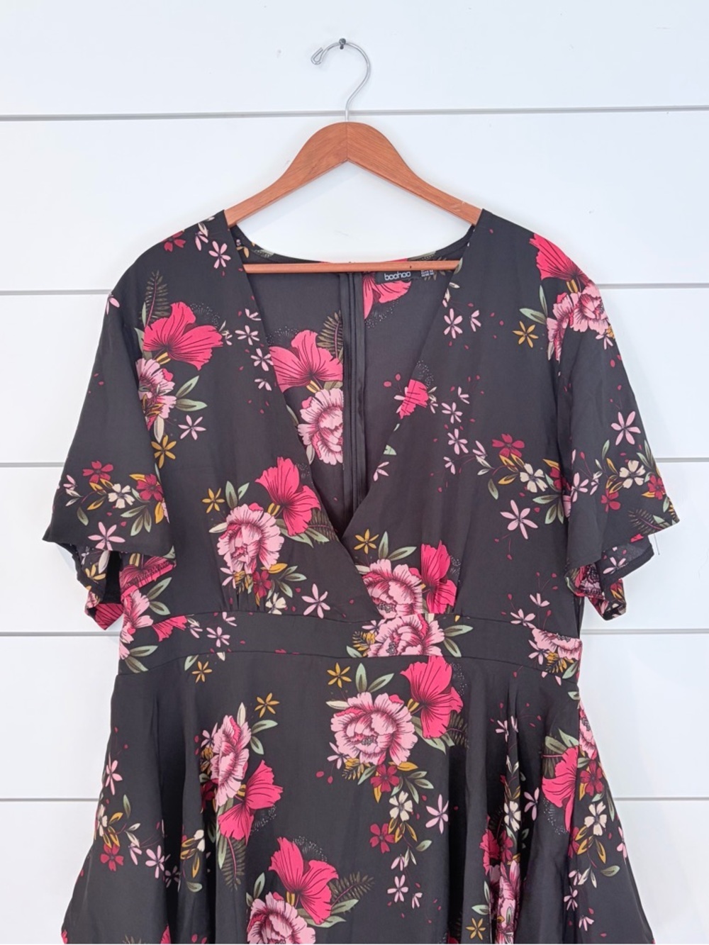 Boohoo Floral Romper Dress Black Pink Cottagecore Flowy Skort Size 18 Coquette